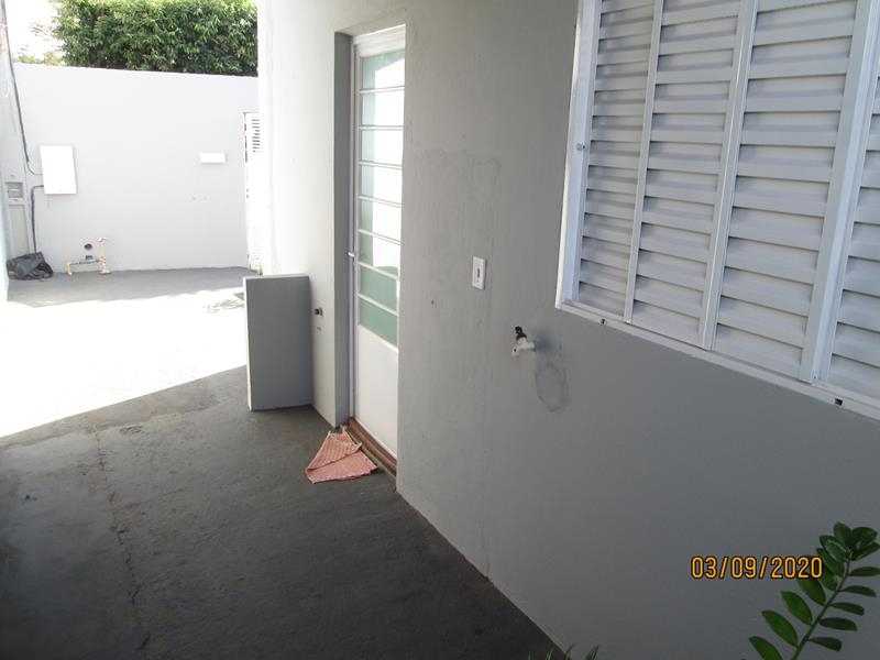 Rua Francisco Barbosa dos Santos - 639