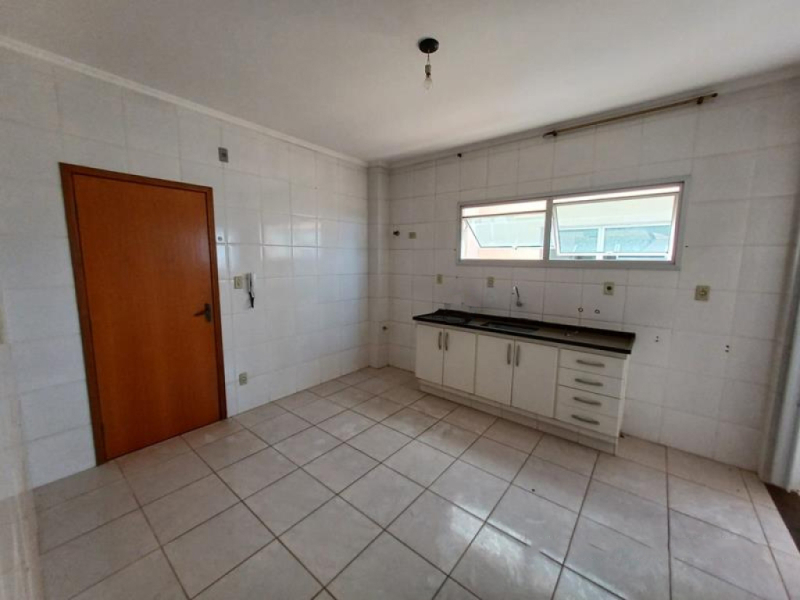 Av. Cristo Redentor, 223, Apto 06 - 1° Andar - Edifício Vila Rica