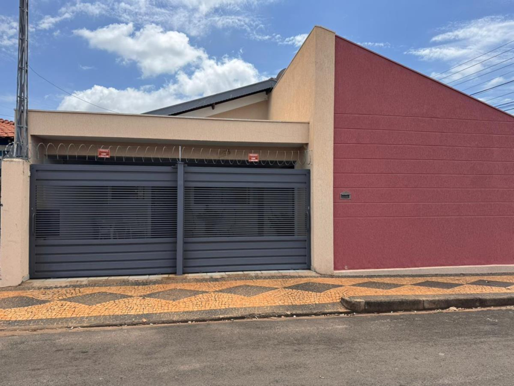 Rua Treze de Maio, 1293