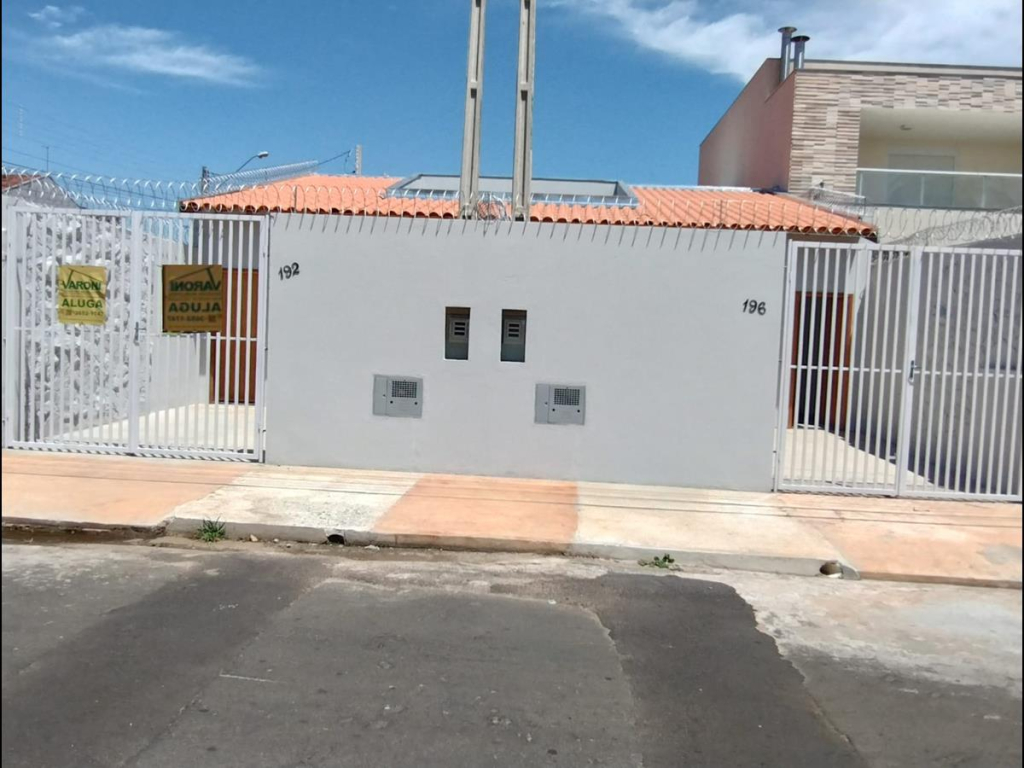 Av. Salvador Passafaro, 196