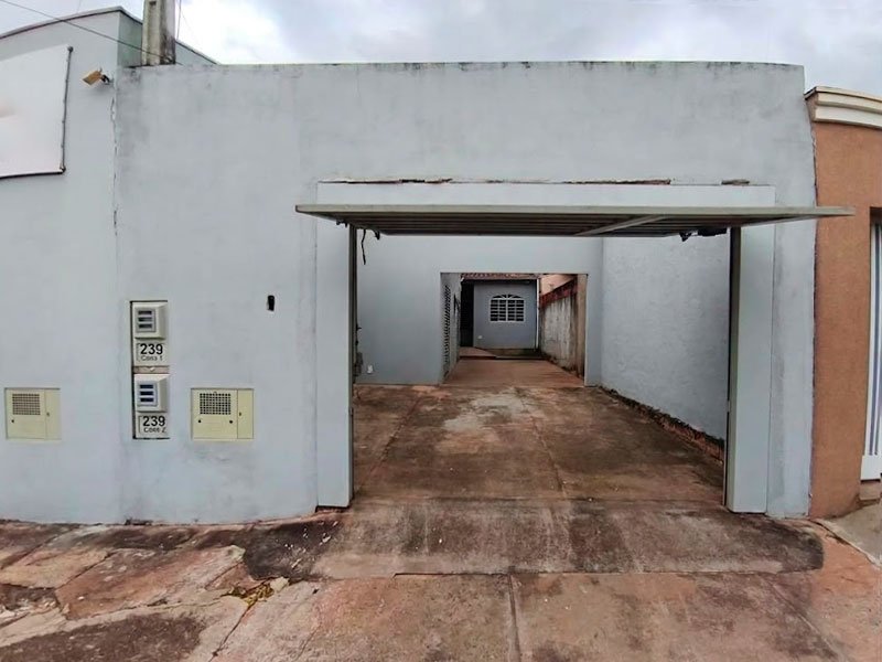Rua Alípio Lopes das Neves, 239
