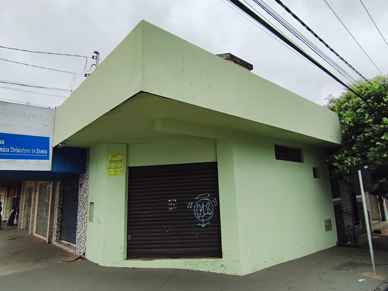 Rua Irmãos Chrisostomo de Oliveira, 08 sala 21