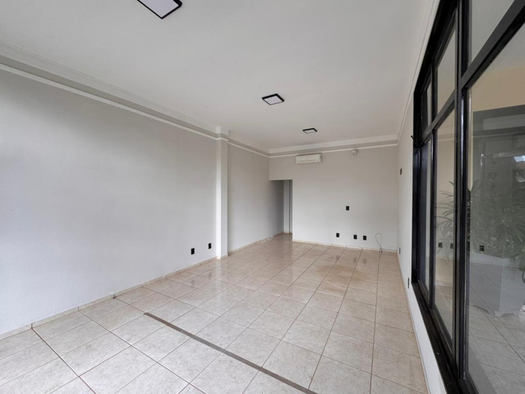 Av. Dr. Antônio Define, 651 - Sala 03 - Terreo - Ed. Plaza 