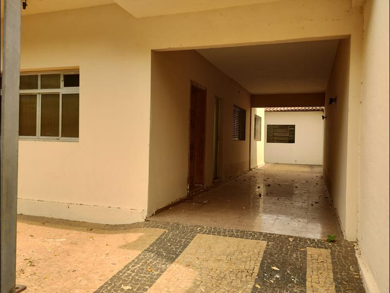 Av. Marginal  Maria Chica, 1241