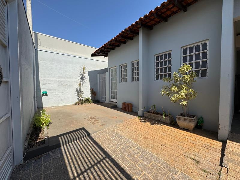 Av. do Estádio, 1123