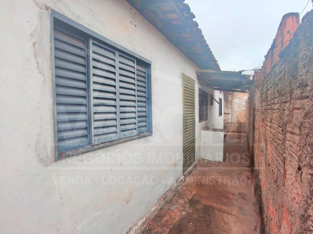 Rua Manoel Arroyo Valero, 136 Fundos