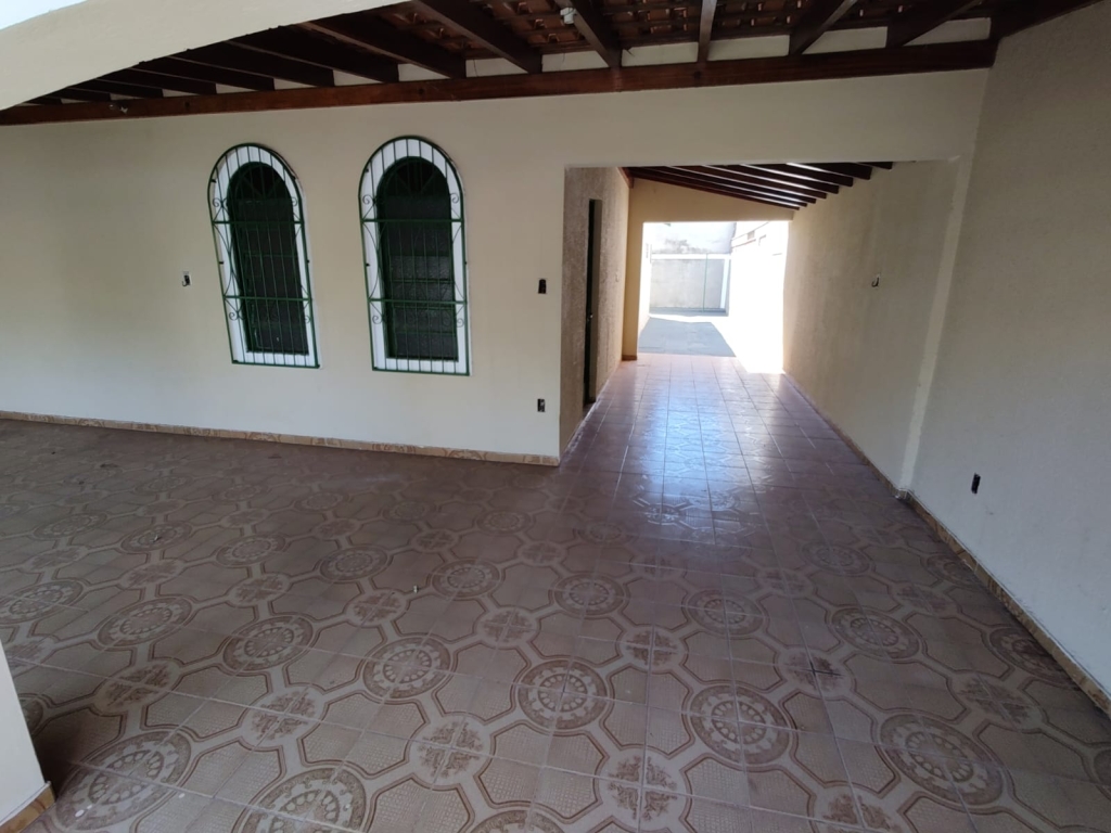 Av Ivanoé de Cunto, 286