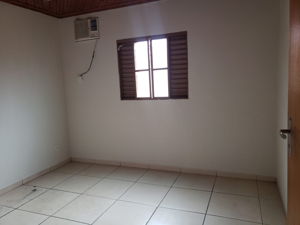 Rua Irmãos C. de Oliveira, 908