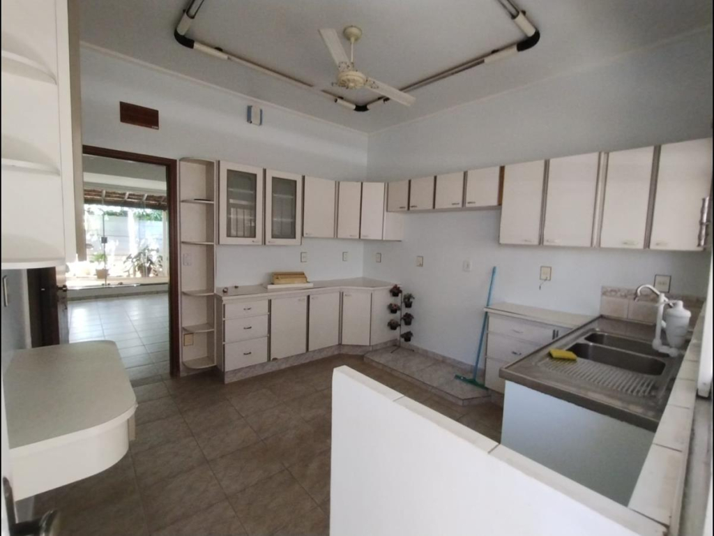 Rua Dr. Ramalho Franco, 1430 