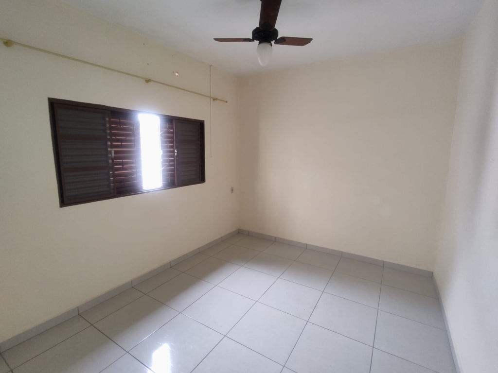 Av da Glória, 89 FDS