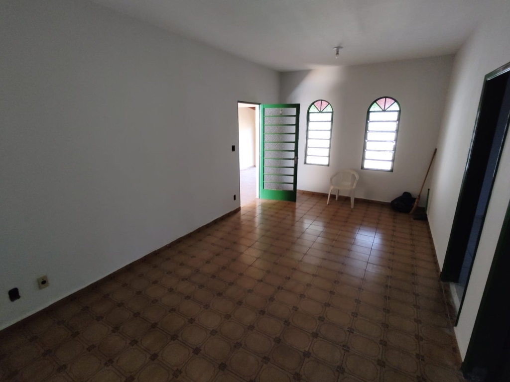 Av Ivanoé de Cunto, 286