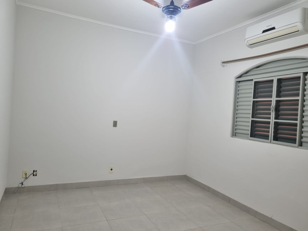 Rua Wilson Garcia Sampaio, 105