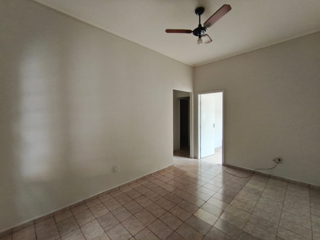 Rua Menino Ariovaldo, 35