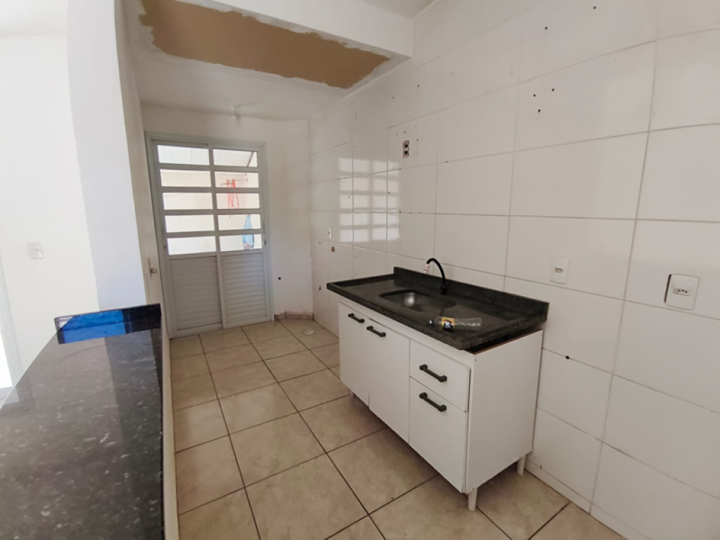 Rua Augusto Pereira de Moraes, 2215 – Apto, 121 - Condomínio Paineiras 
