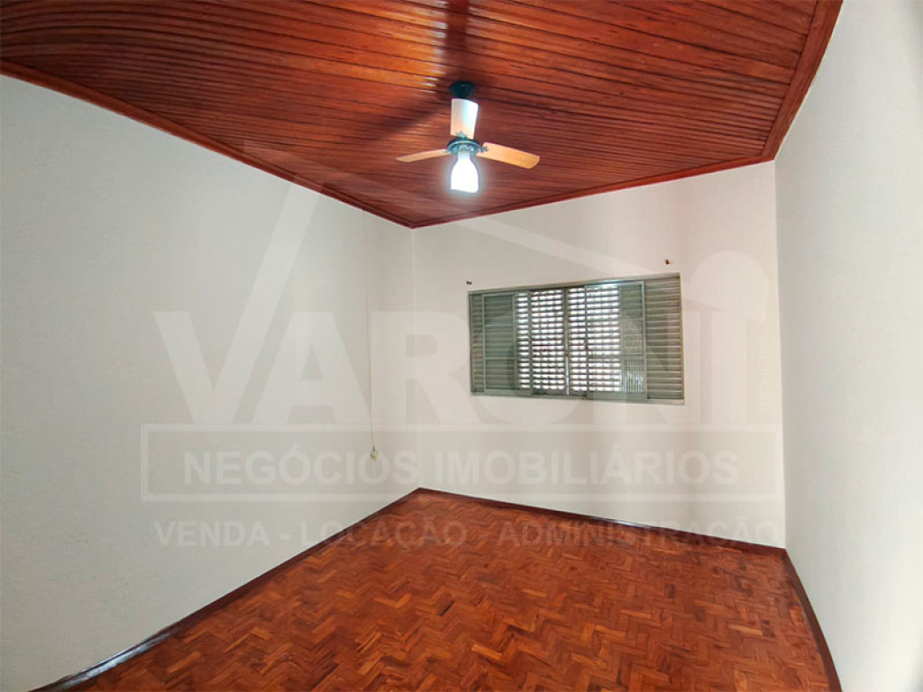 Rua Augusto Pereira de Moraes, 1137 