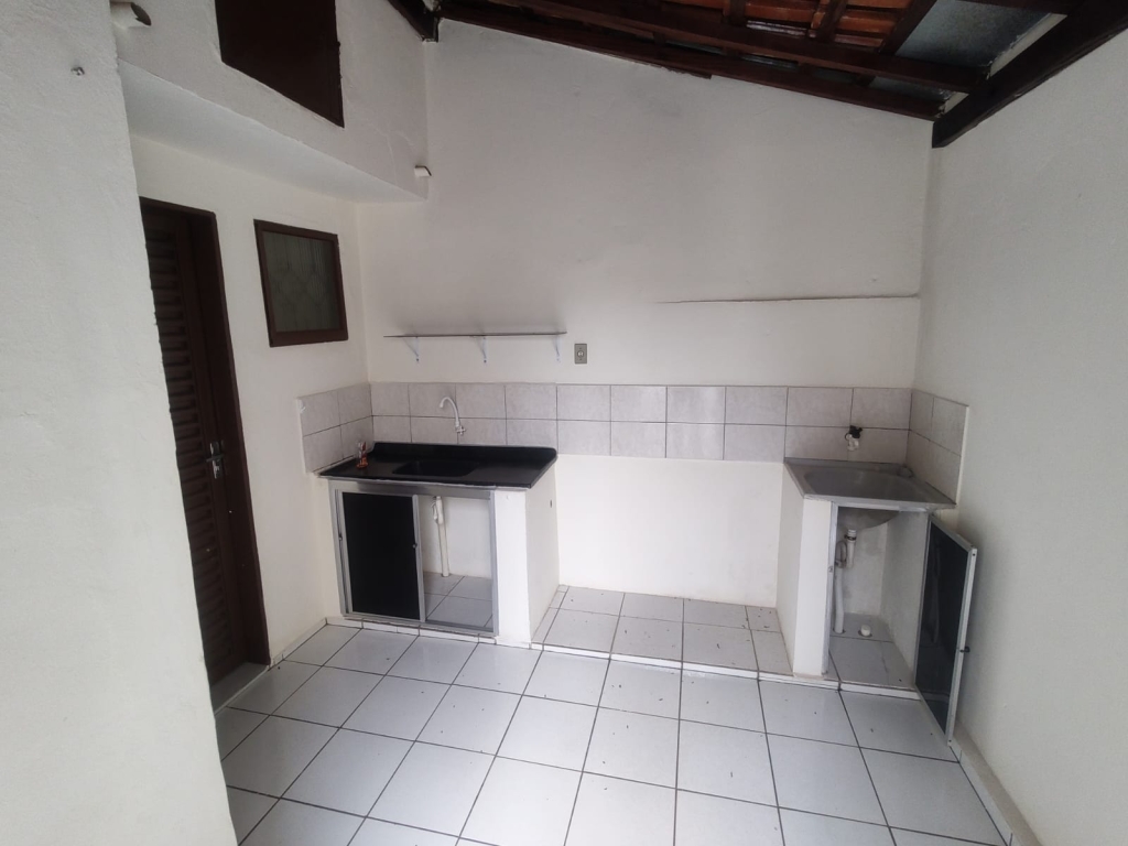 Av da Glória, 89 FDS