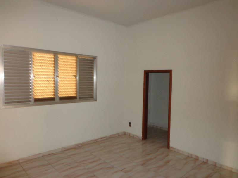 Av. Marginal  Maria Chica, 1241