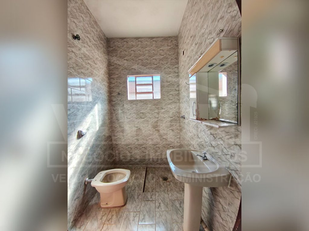 Estrada do Pereirinha, 202