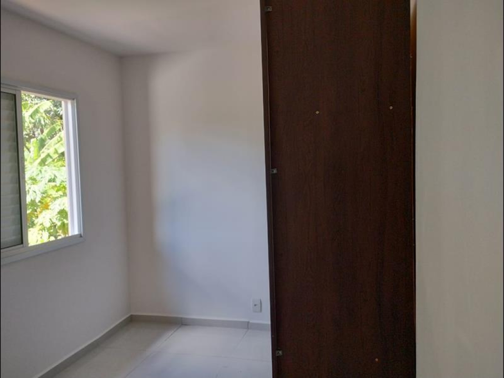 Rua Augusto Pereira de Moraes, 2215, Apto 94 - Res. Paineiras