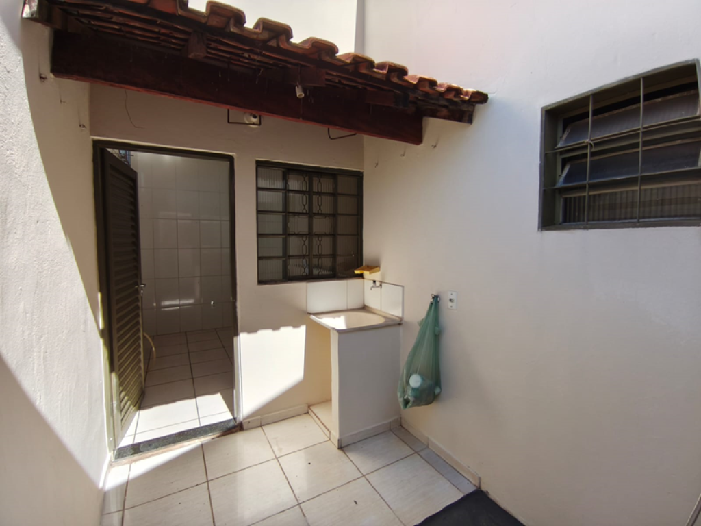 Av. Antônio Veronese, 1150