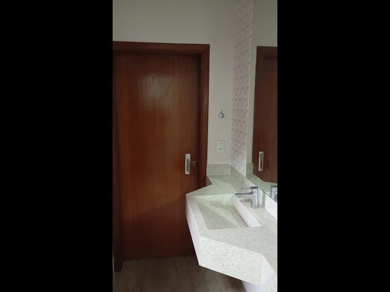 Rua Eugênio dos Santos Rocha, 580 