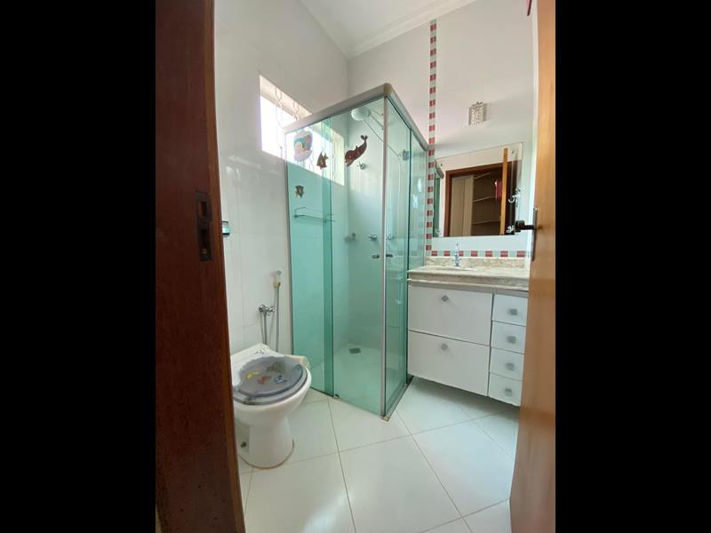 Rua Izidoro Gomes Martines, 120.