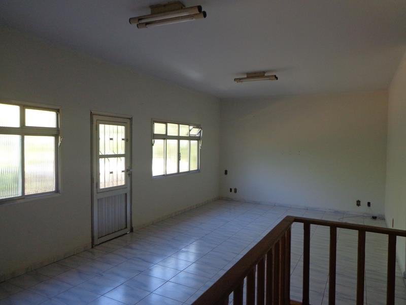 Av. Marginal  Maria Chica, 1241