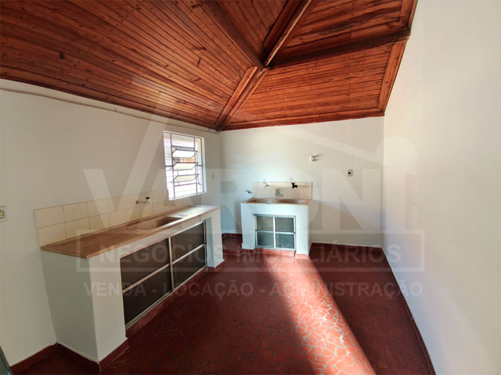 Rua Augusto Pereira de Moraes, 1137 