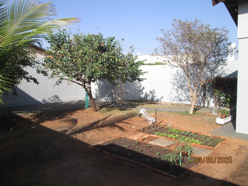 Rua Francisco Barbosa dos Santos - 639