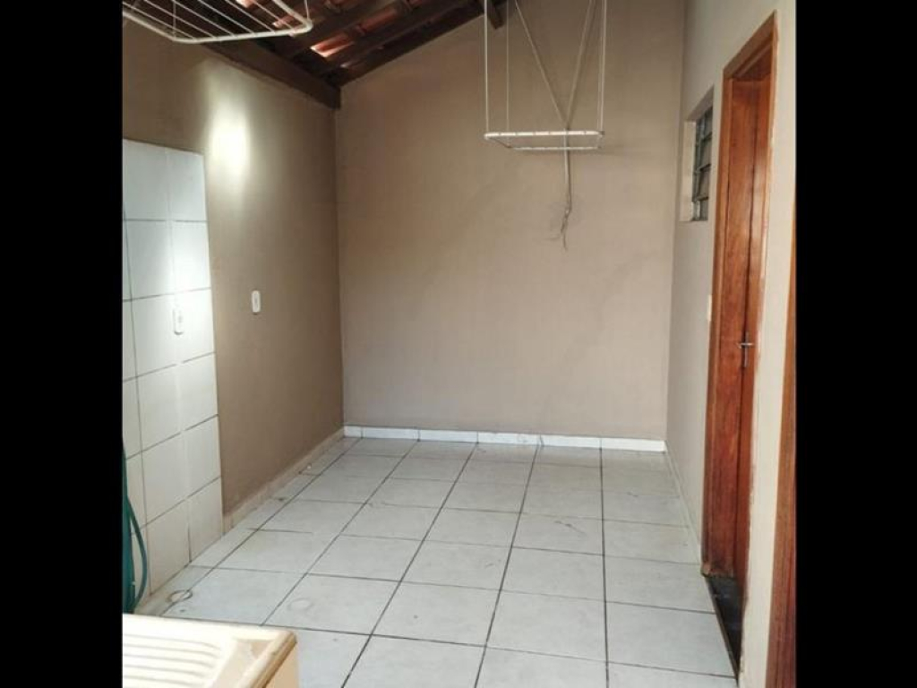 Rua Irmãos Chrisostomo de Oliveira, 35