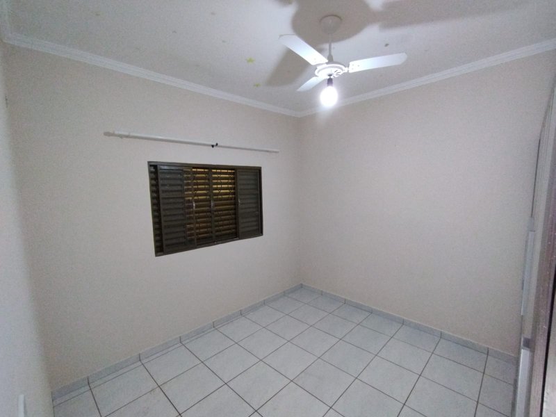 Rua Frei Domingues Riezzi, 90