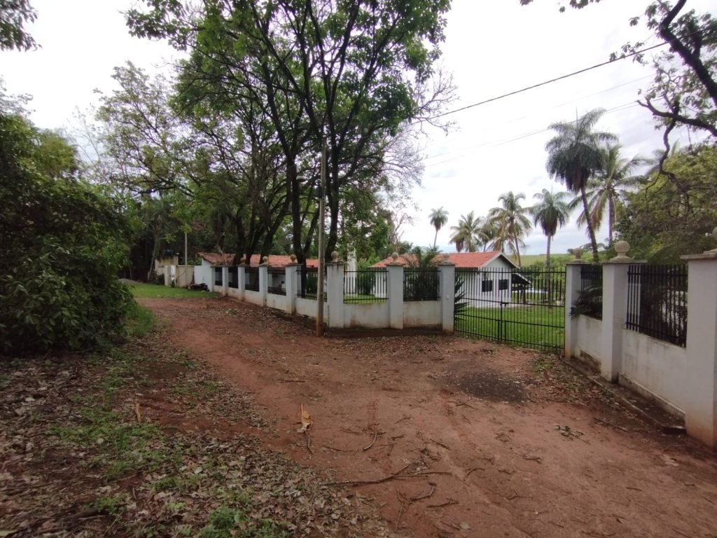Estrada do Retiro