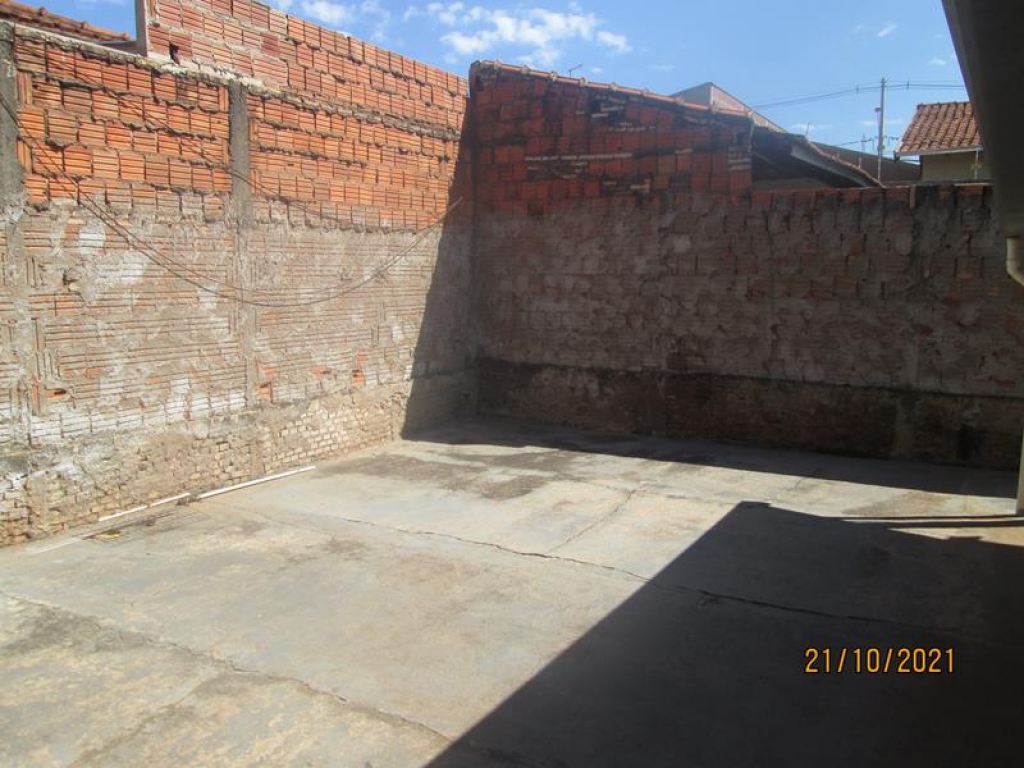 Rua Alípio Lopes das Neves, 179