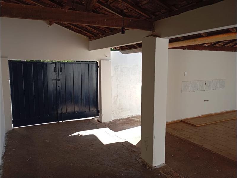 Rua Jeny Teixeira de Souza, 243