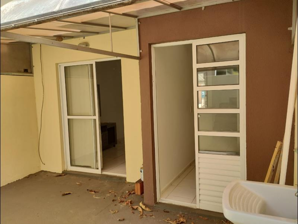 Rua Augusto Pereira de Moraes, 2215, Apto 94 - Res. Paineiras