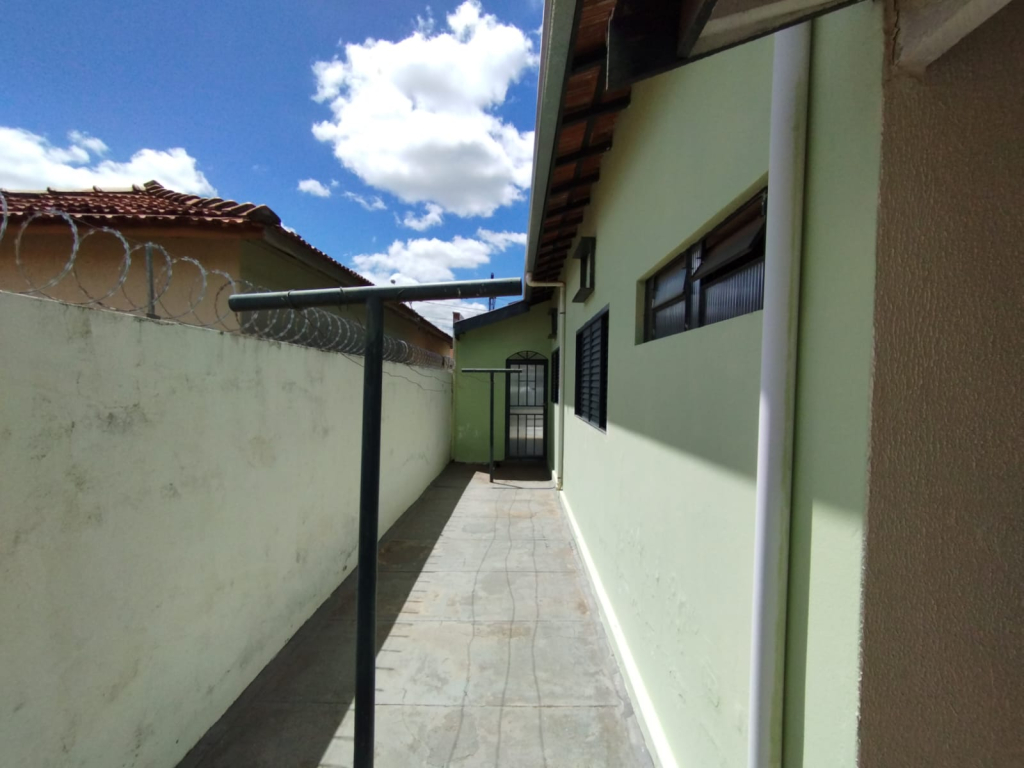 Av Eugenia Montrazi, 109