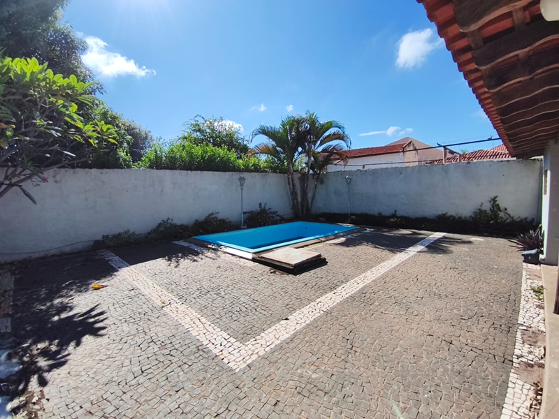 Av. Antônio Define, 770