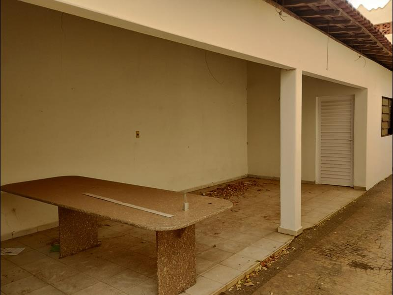 Av. Marginal  Maria Chica, 1241