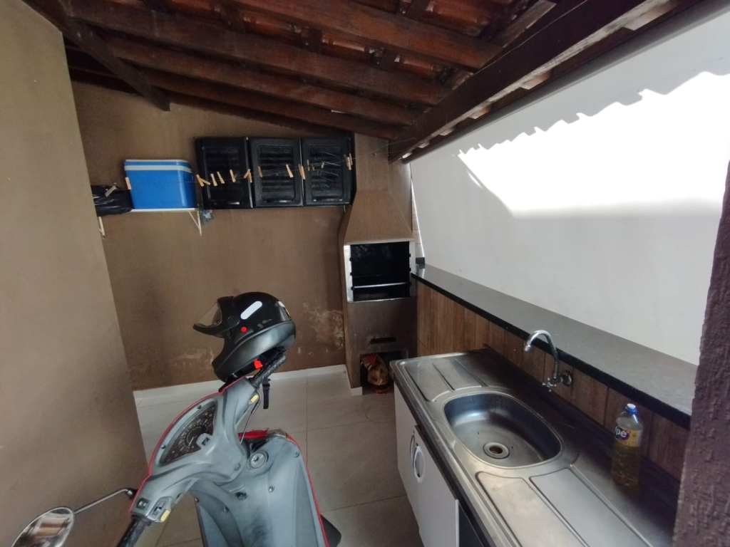 Rua Antonio Parro, 49 