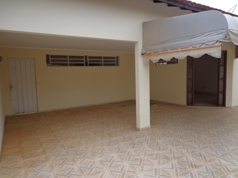 Rua Belmiro Lopes, 75                           Rua Belmiro Lopes, 75