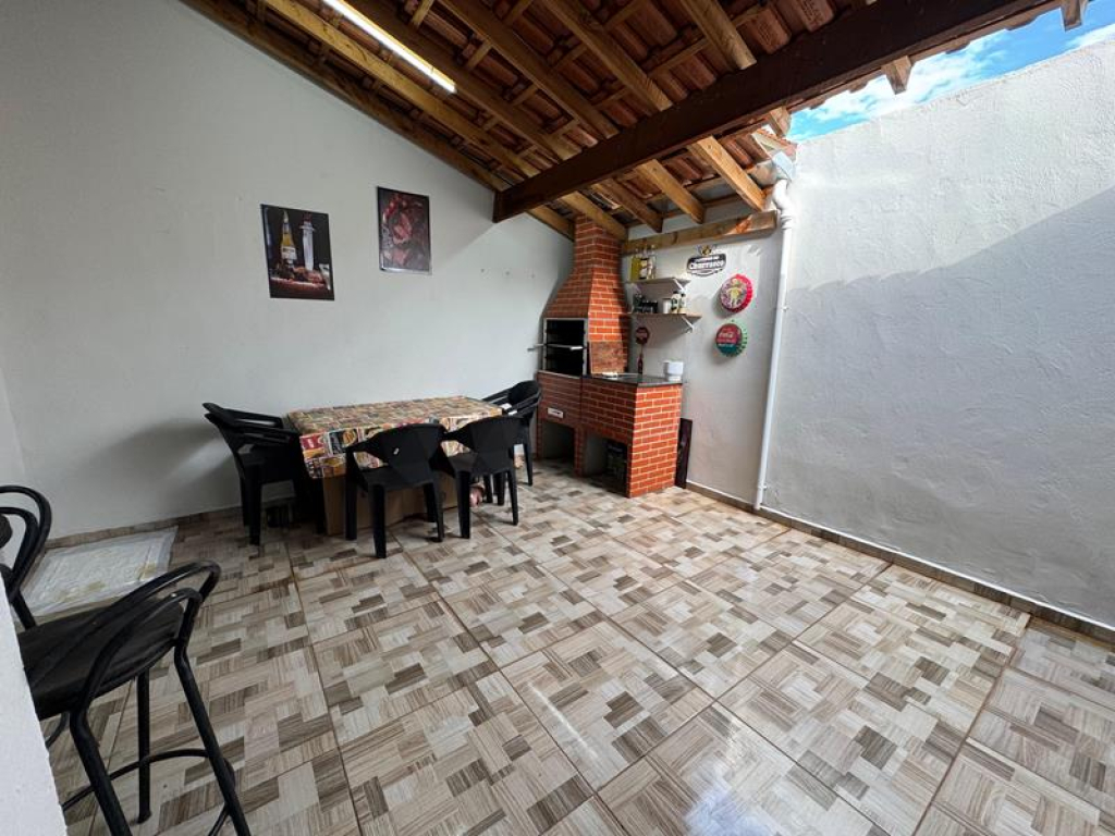 Rua Augusto Pereira de Moraes, 2215 Apto 13