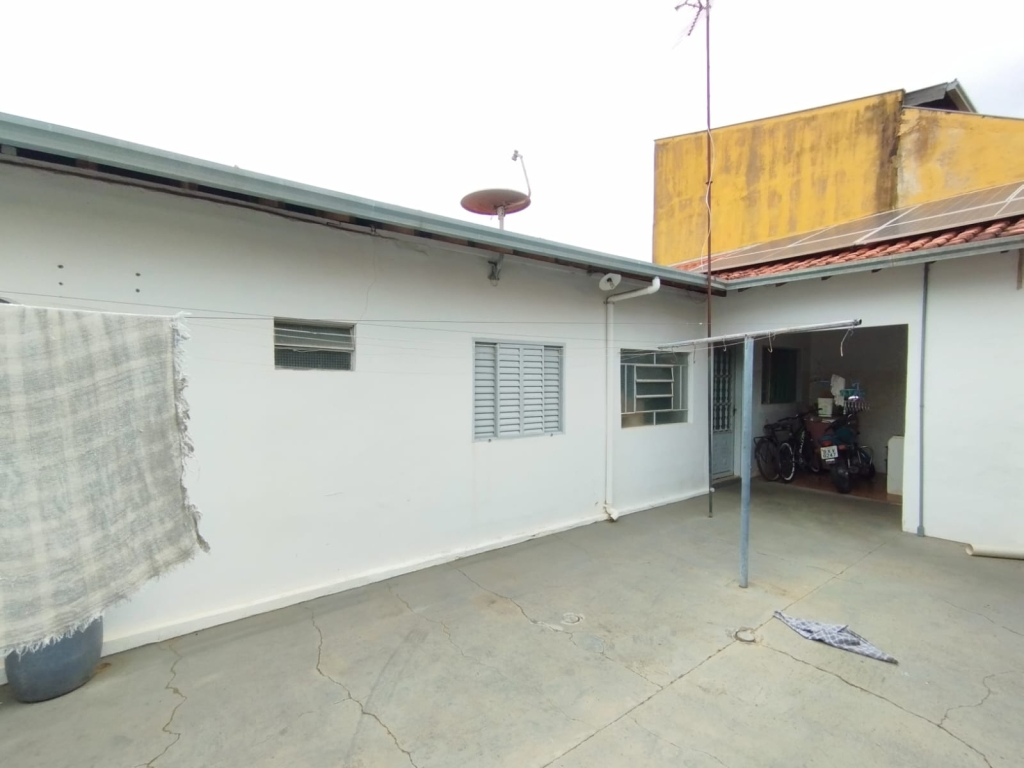 Rua Mário Sabino,  1261 e Av. Eugênia Montrazi, 22