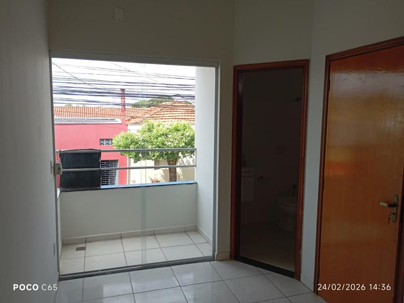 Rua Irmãos Chrisóstomo de Oliveira, 100 apto 04