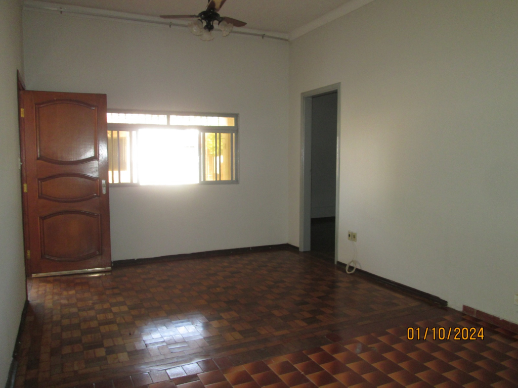 Rua 13 de Maio, 481..