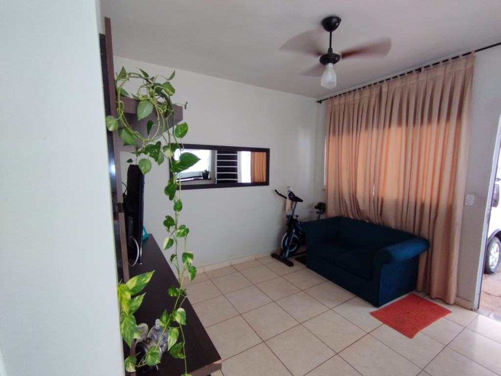 Av Leopoldino Alves Cardoso, 945