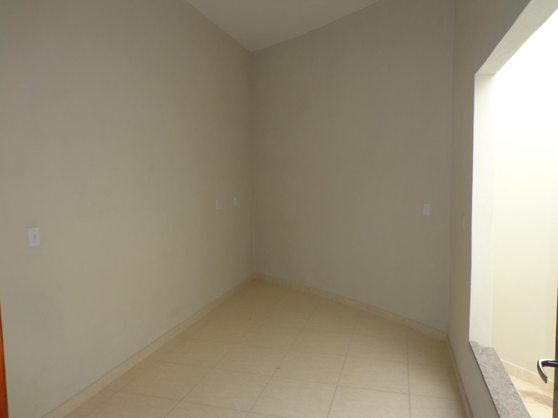  Av. Adelino Veronese, 830                            