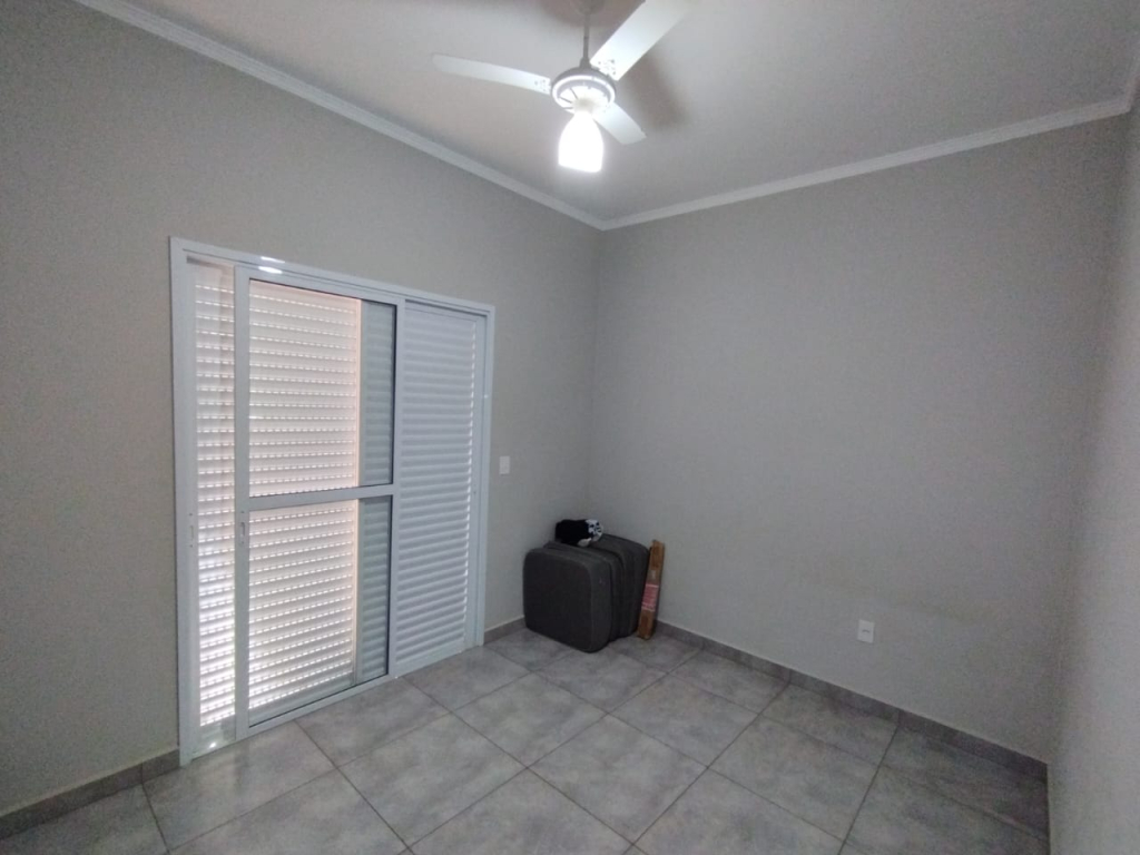 Av Elisio Benante, 594