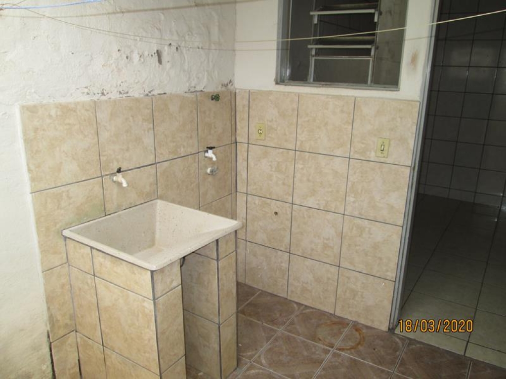 Rua Irmãos Chrisostomo de Oliveira, 128