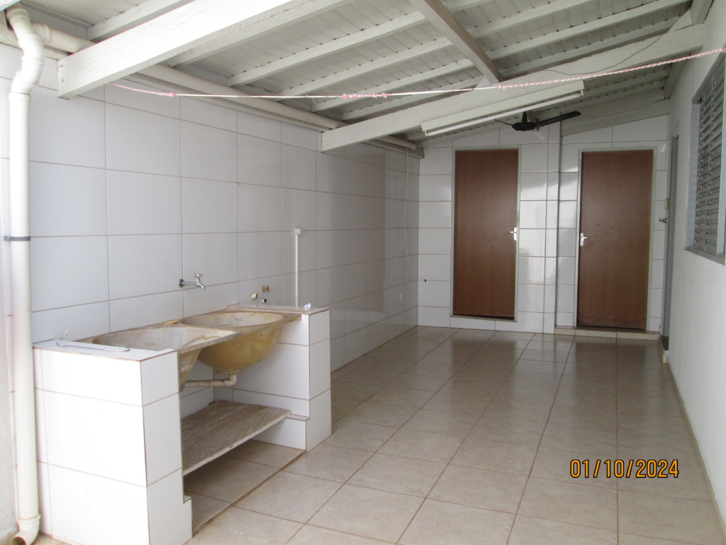 Rua 13 de Maio, 481..