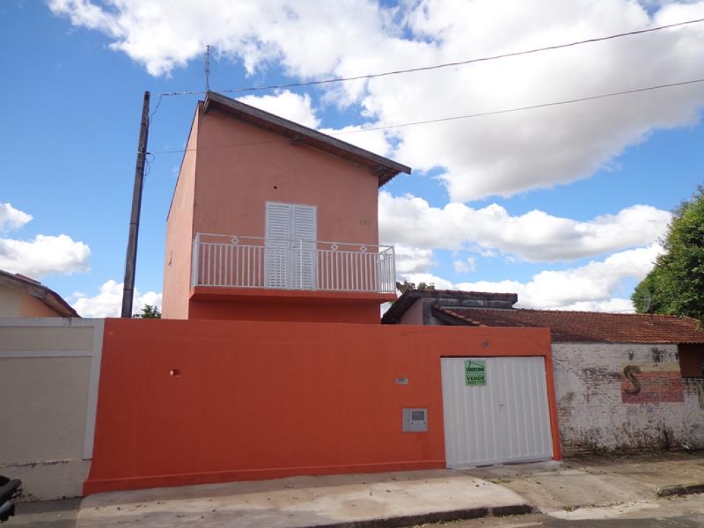 Rua Ismenia A. da Rocha, 190